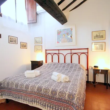 Apartment Medici Tower *