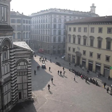 Frühstückspension Duomo View 2*