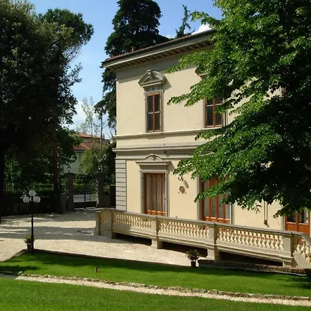 Michelangiolo Aparthotel