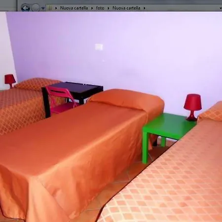 Paola Hotel