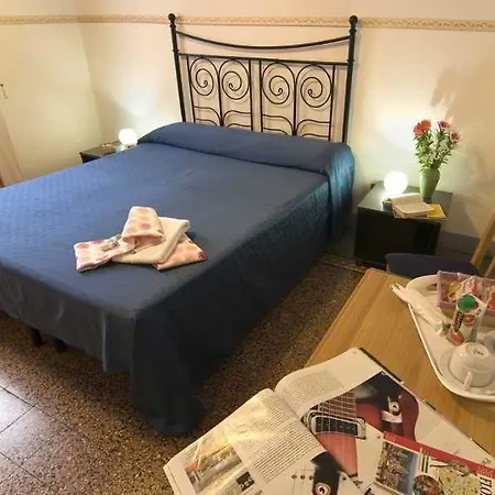 Primavera Bed & Breakfast Florence