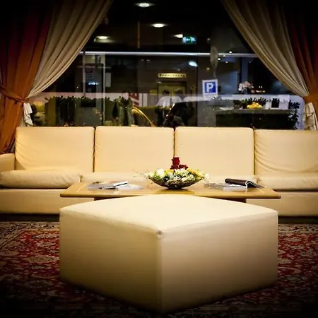 Western Chc Hotel