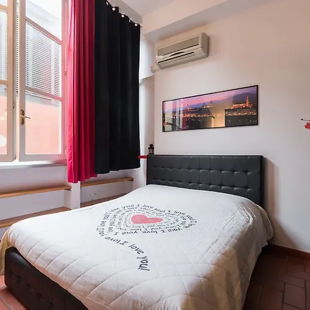Firenze Rentals Hotel *