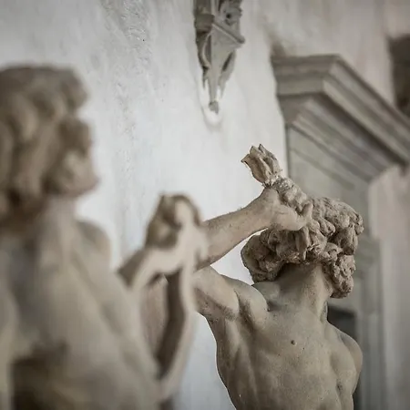 Palazzo Roselli Cecconi 3*