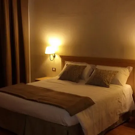 Hotel Hhb 3*