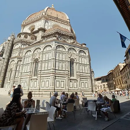 Bed & Breakfast Di Piazza Del Duomo 2*