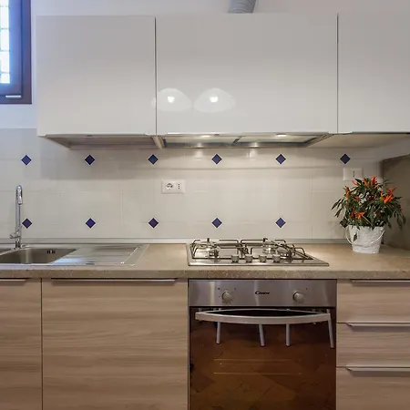 - House In Blue Apartment *