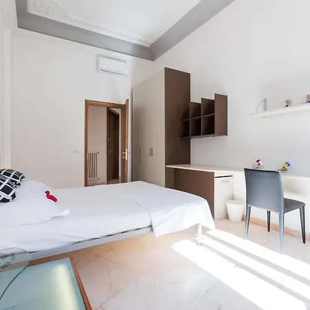 Apartment Scala Zara Uno Florence