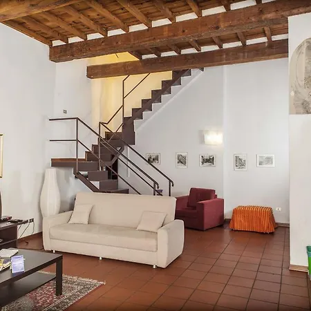 Ruggini Apartment