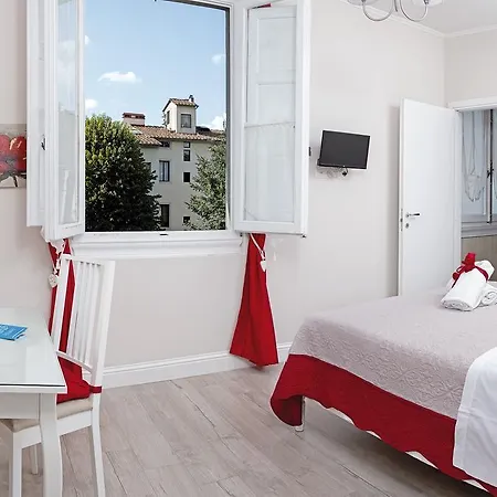 Arcobaleno 3* Florence