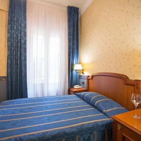 Hotel Diana Park 3*