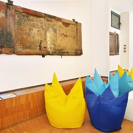 Florent Apartment