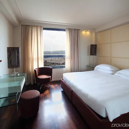 Doubletree By Hilton Metropole Hotel Florenz