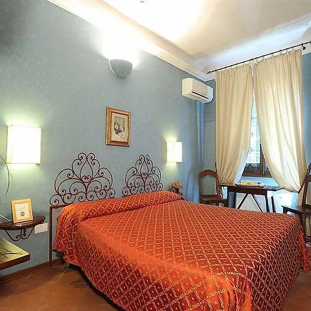 Hotel Mario's 3*