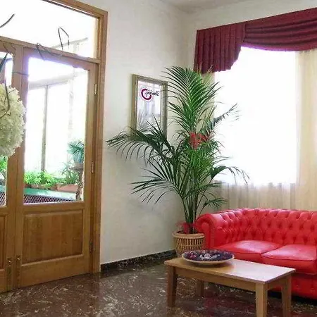 Franchi Отель