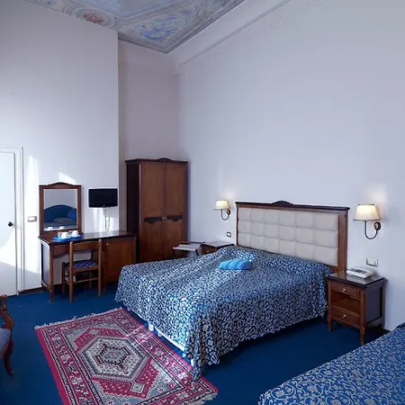 Hotel Hhb 3*