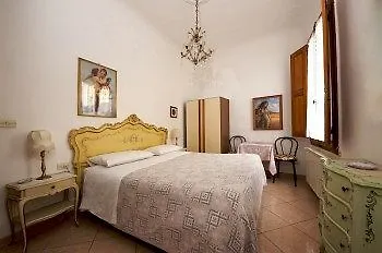 Burchi Affittacamere 3*