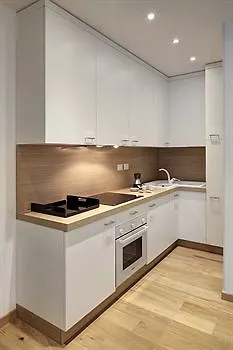 Hotel Lhp 4*