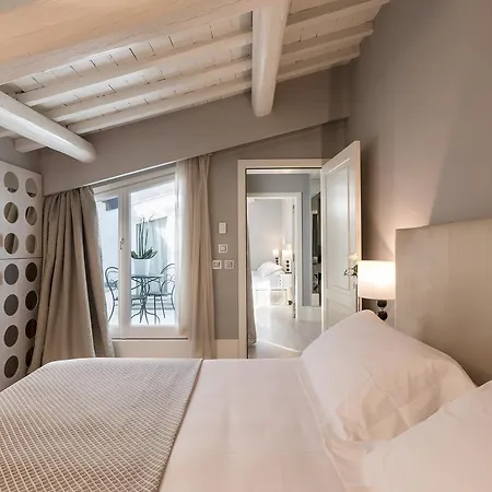 Cavalieri Palace Luxury Residences 2* Florence