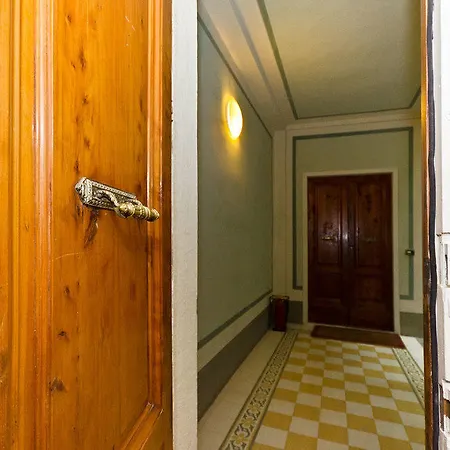Prestige House 3* Florence