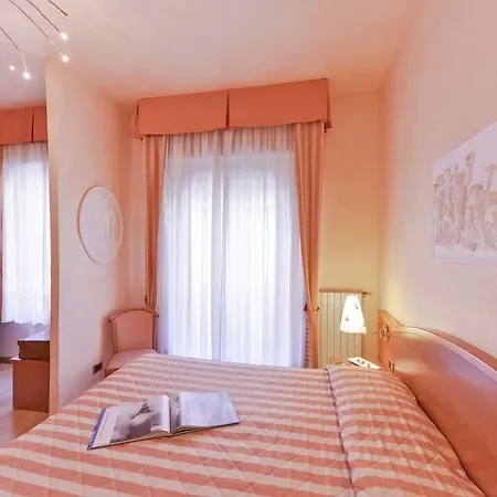 Hotel Jane 3*
