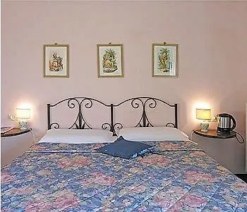 Guest house Residenza Giulia 3*