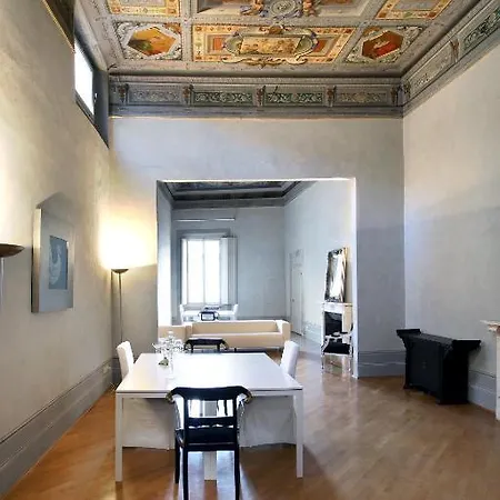 Palazzo Tolomei - Residenza D'epoca 3*