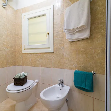 Santa Croce Lovely Apartment