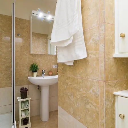 Apartment Santa Croce Lovely Florence