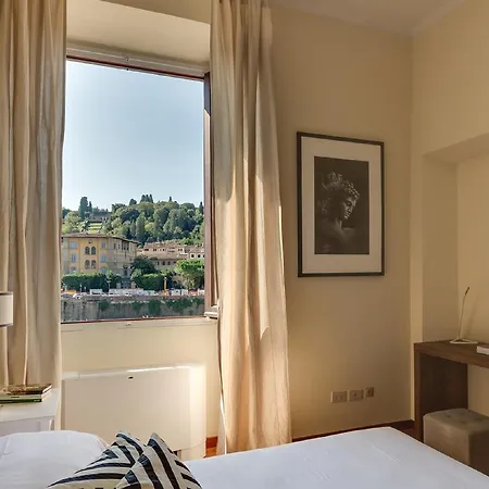 Apartment Lungarno Apartment Florence