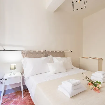 Apartment Cimatori 12 *