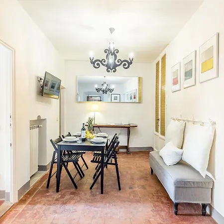 Apartment Cimatori 12 *