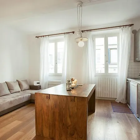 Carmine Apartment