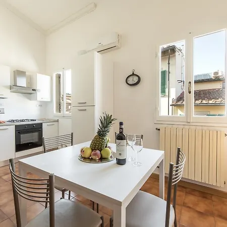 Apartment San Frediano 17 *
