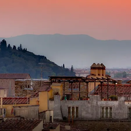 Torre Guelfa Palazzo Acciaiuoli Firenze