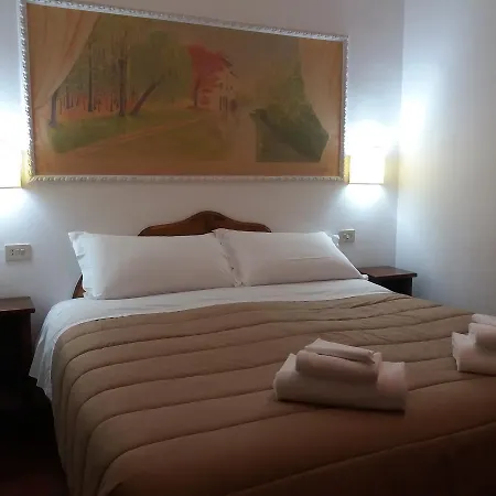 Hotel Airone 3*