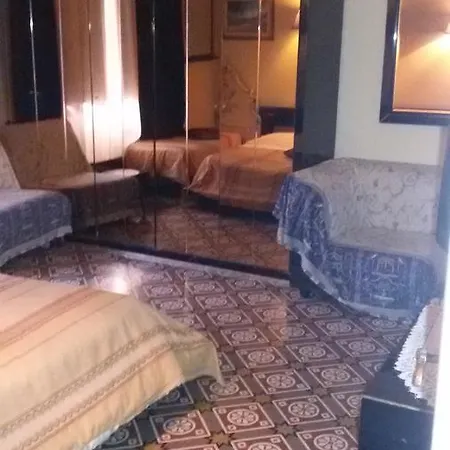 Casa Maya Souvenir Hotel Florencia