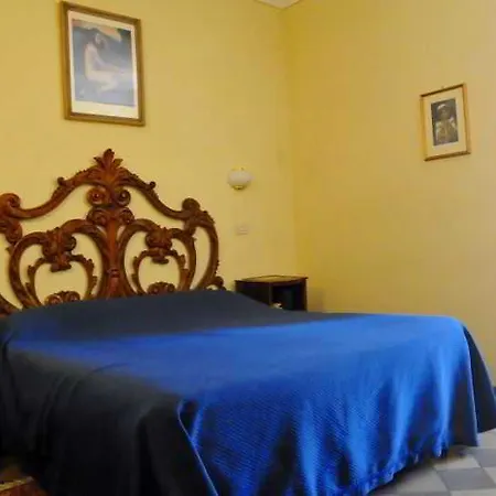 Bellevue House Affittacamere 3*