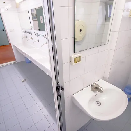 Santa Monaca Hostel