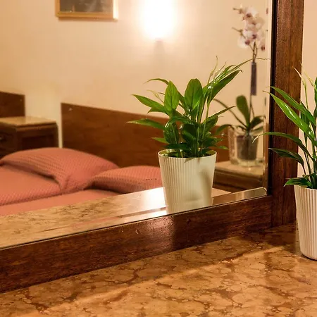 Casa Santo Nome Di Gesu Hotel Firenze