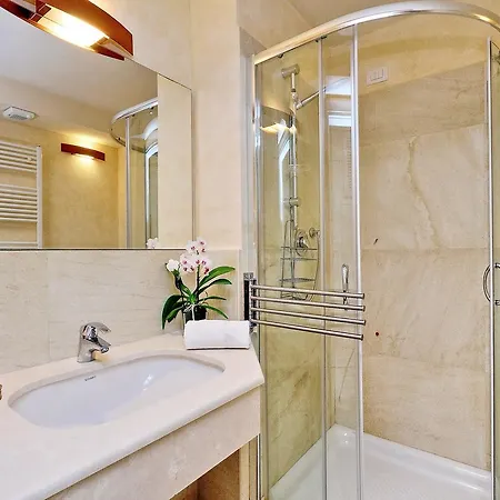 Family Borgo Albizi Firenze