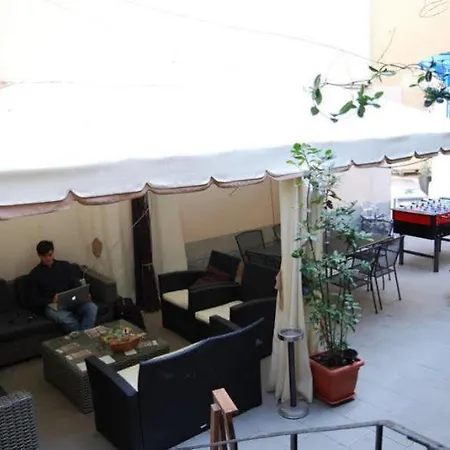 Hostel New *