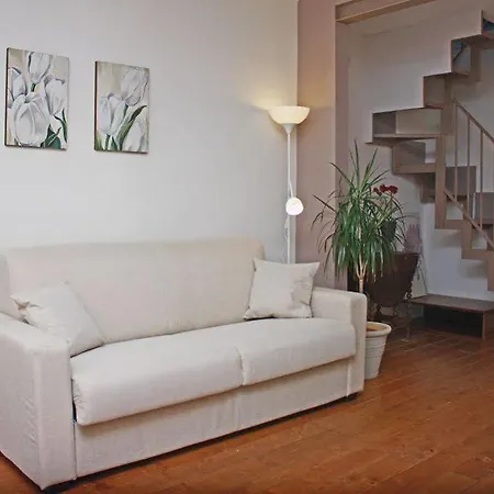 Signoria Apartment