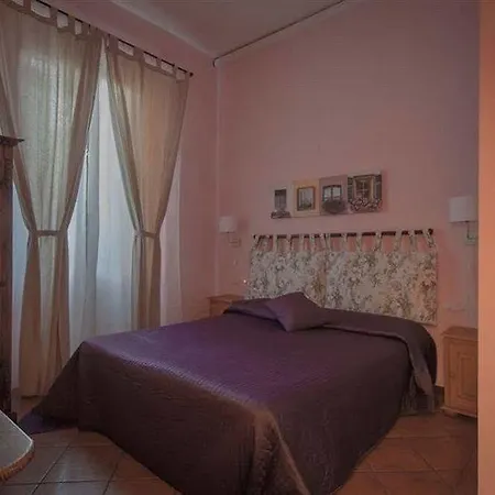 Bed & Bed Peterson 2* Florenz