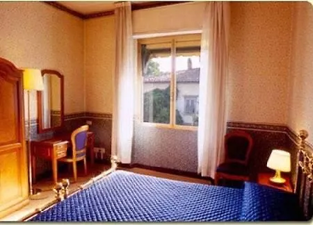 Ritz Hotel 4*