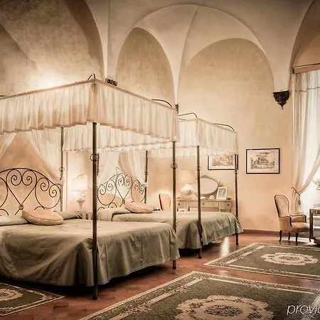Hotel Palazzo Dal Borgo 4*