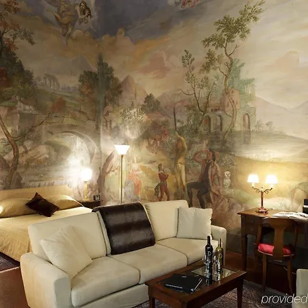 Palazzo Magnani Feroni, - Residenza D'epoca 3* Florens