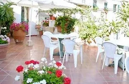 California Hotel