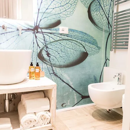 Eco Urban Bed & Breakfast 3*