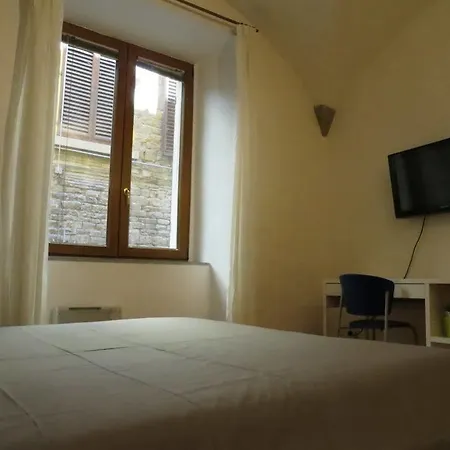 Bronze Horse Guest house *